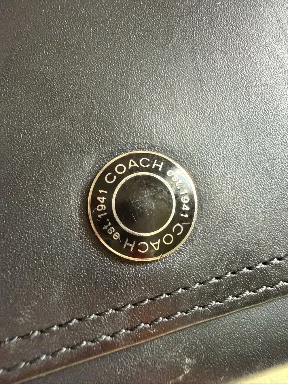 Coach vintage  Black Leather Snap-Button Continental Wallet